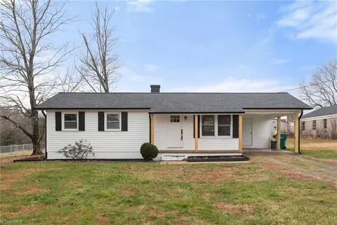 257 Baggage Rd, Madison, NC 27025