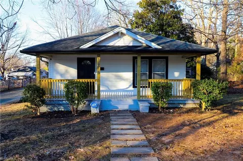 1618 Oak St, Greensboro, NC 27403