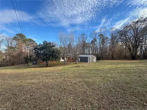 Exterior - 127 Link Rd, Elkin, NC 28621 photo 4 of 6