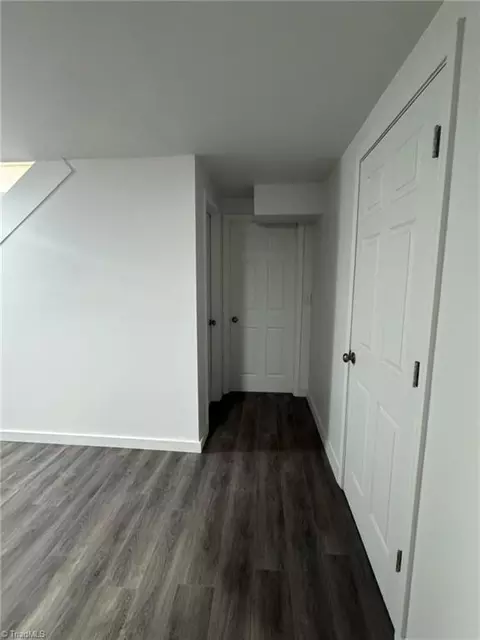 Entry Way - 127 Link Rd, Elkin, NC 28621 photo 4 of 4