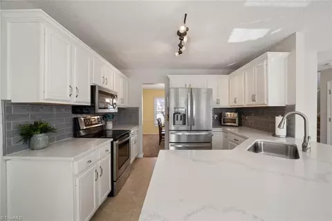 165 Spring Park Ct, Clemmons, NC 27012 photo 18