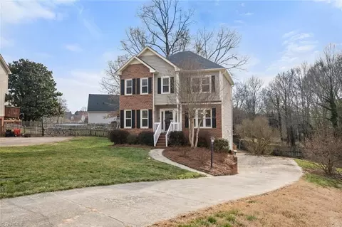 165 Spring Park Ct, Clemmons, NC 27012 photo 2