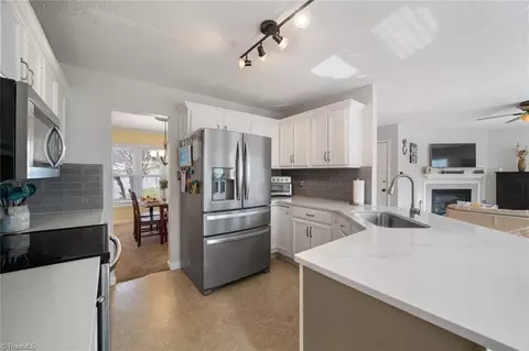 165 Spring Park Ct, Clemmons, NC 27012 photo 15
