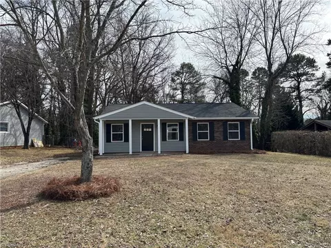 2718 Inca Ln, Winston Salem, NC 27103
