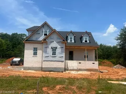 7416 Kingsley Pl, Stokesdale, NC 27357