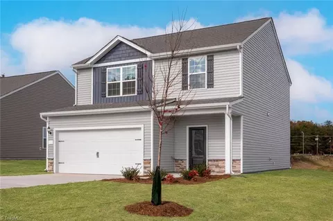 Exterior - 101 Courtland Dr, King, NC 27021 photo 2 of 2