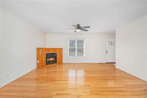 700 Spainhour Rd, King, NC 27021 photo 4