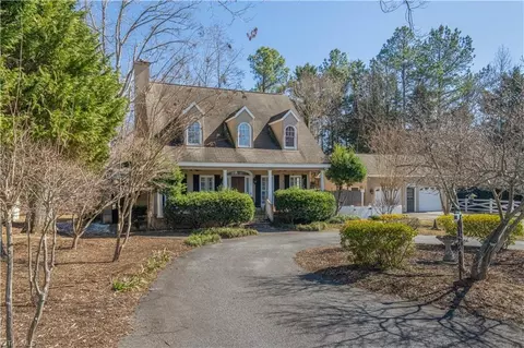 1651 Carriage House Pl, Winston Salem, NC 27106