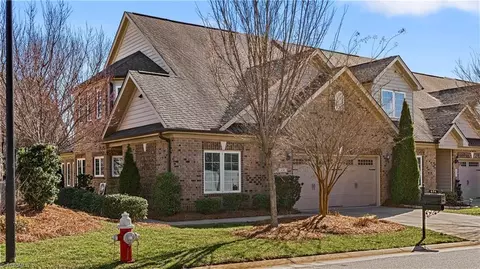654 Nikyle Cir, High Point, NC 27265