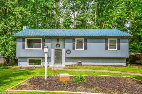 4521 Redding Ct, Trinity, NC 27370 photo 4