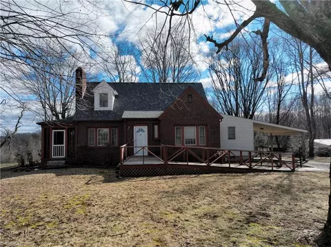 1653 Old Highway 601, Mount Airy, NC 27030