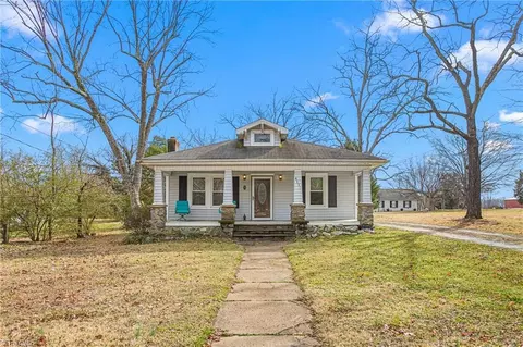 4110 Oak Ridge Rd, Summerfield, NC 27358