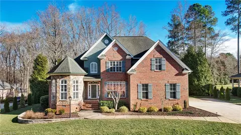 7502 Summer Breeze Ct, Summerfield, NC 27358