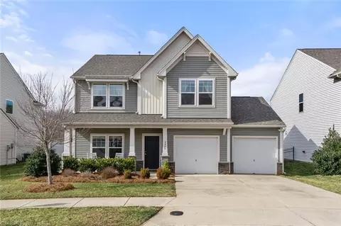 2448 Dog Leg Dr, Winston Salem, NC 27103