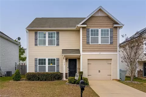 754 Petree Farm Ln, Rural Hall, NC 27045