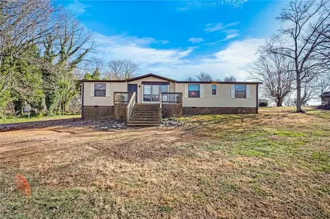 4032 Us Highway 158, Mocksville, NC 27028