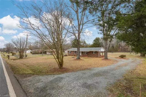 5260 Nc Highway 49 S, Burlington, NC 27215