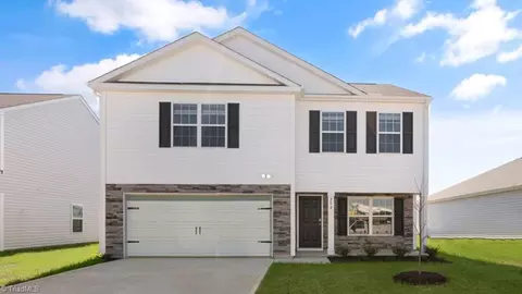 163 Lantanna Ave, Lexington, NC 27295