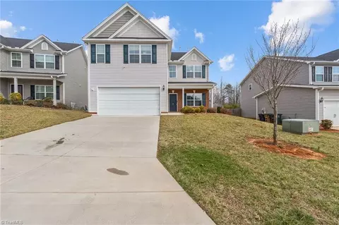 5 Stanwick Ct, Browns Summit, NC 27214