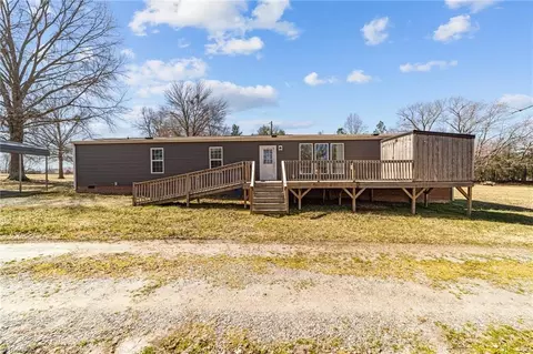14881 Us Highway 158, Summerfield, NC 27358