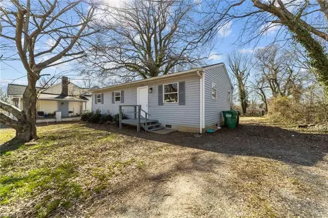 822 Fairview St, High Point, NC 27260 photo 2