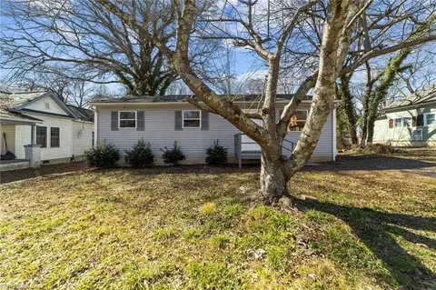 822 Fairview St, High Point, NC 27260
