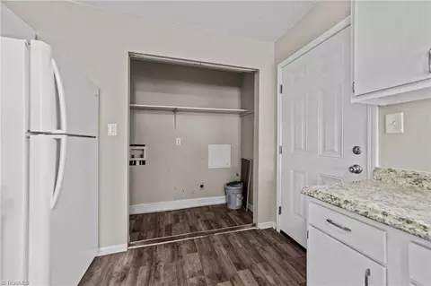 822 Fairview St, High Point, NC 27260 photo 8