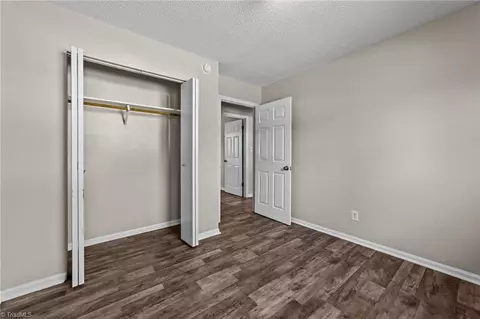 822 Fairview St, High Point, NC 27260 photo 17