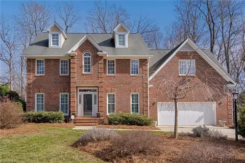 4833 Worchester Pl, Jamestown, NC 27282