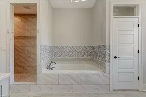 6306 Nesting Way, Oak Ridge, NC 27310 photo 14