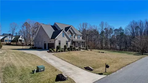 6306 Nesting Way, Oak Ridge, NC 27310 photo 4