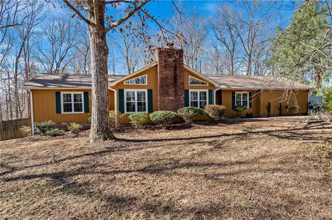 5320 Brittainywood Rd, Kernersville, NC 27284