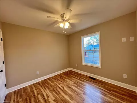 Bedroom - 209 4th Ave S, Mayodan, NC 27027 photo 2 of 4
