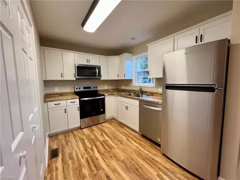 Kitchen - 209 4th Ave S, Mayodan, NC 27027 photo 1 of 4
