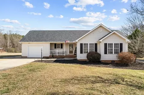 1155 Billy Walker Rd, Asheboro, NC 27205