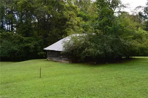 Exterior - 457 Ashley Loop, Eden, NC 27288 photo 6 of 11