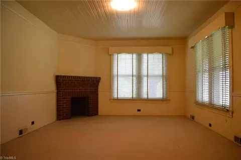 Living - 457 Ashley Loop, Eden, NC 27288 photo 2 of 3