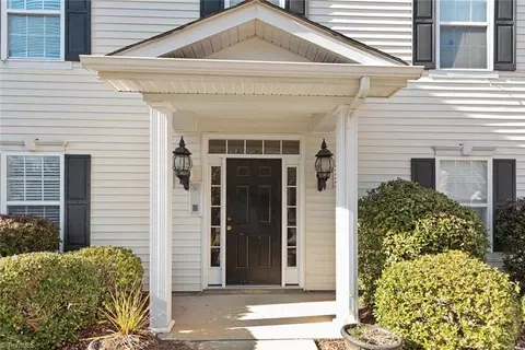 5302 Mcconnell Dr, Kernersville, NC 27284