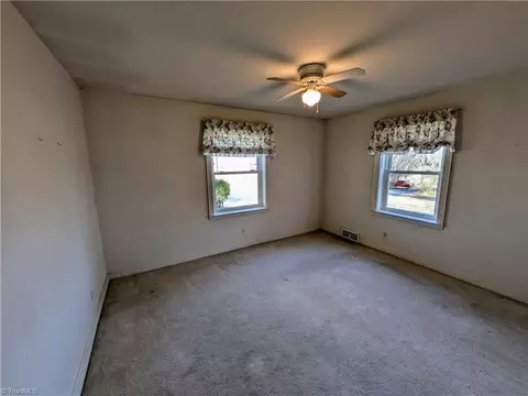 Bedroom - 220 King St W, King, NC 27021 photo 4 of 6