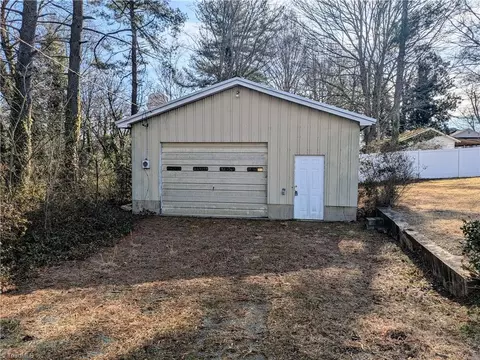 Exterior - 220 King St W, King, NC 27021 photo 4 of 4