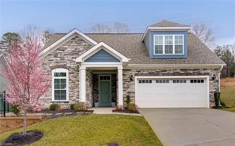 2426 Albemarle Ct, Winston Salem, NC 27106