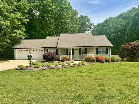 313 Back Creek Ter, Asheboro, NC 27205