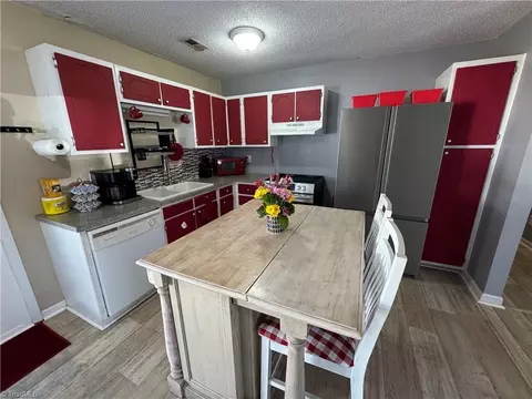 Kitchen - 303 Crestview Dr, King, NC 27021 photo 5 of 8