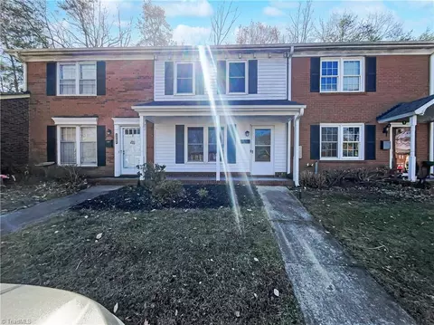 4616 Lawndale Dr #E, Greensboro, NC 27455