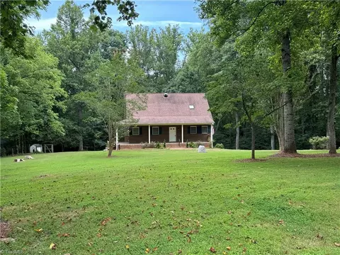 1602 Trinity Church Rd, Pinnacle, NC 27043