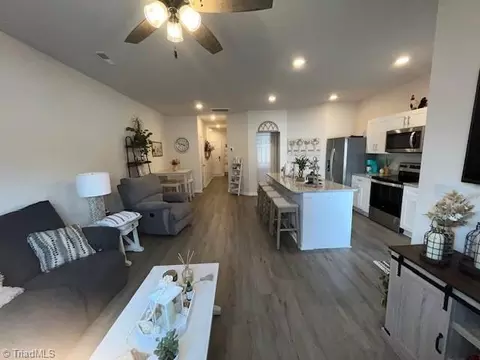 Entry Way - 5680 Carrington Ct, Trinity, NC 27370 photo 3 of 4