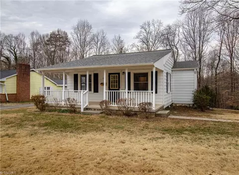 276 Harris Ave, Elkin, NC 28621