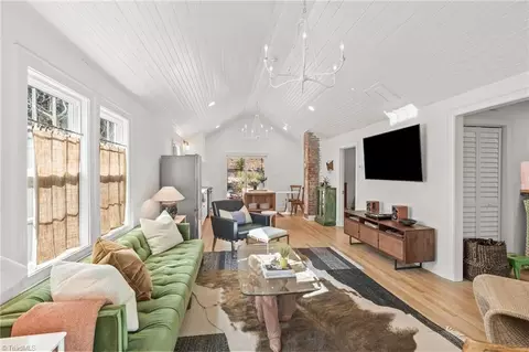 602 Mulberry St, Winston Salem, NC 27101