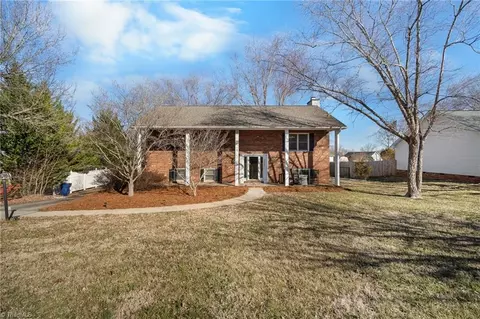 7512 Friendship Ledford Rd, Winston Salem, NC 27107