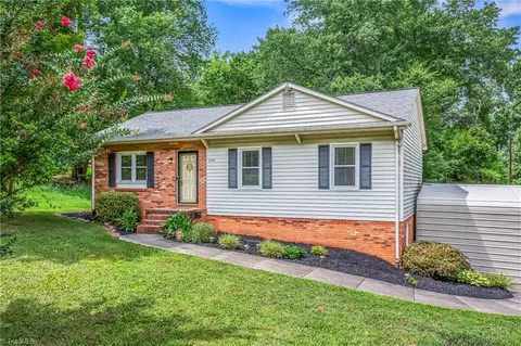 5109 Tall Tree Dr, Winston Salem, NC 27105